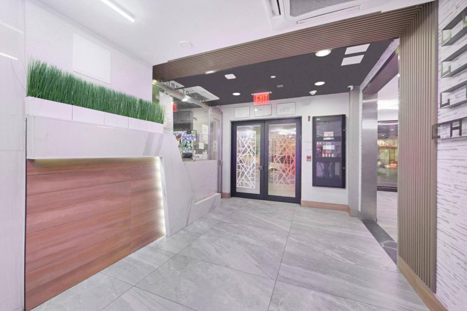 Hotel Tremont Bronx Yankee Stadium Нью-Йорк Екстер'єр фото